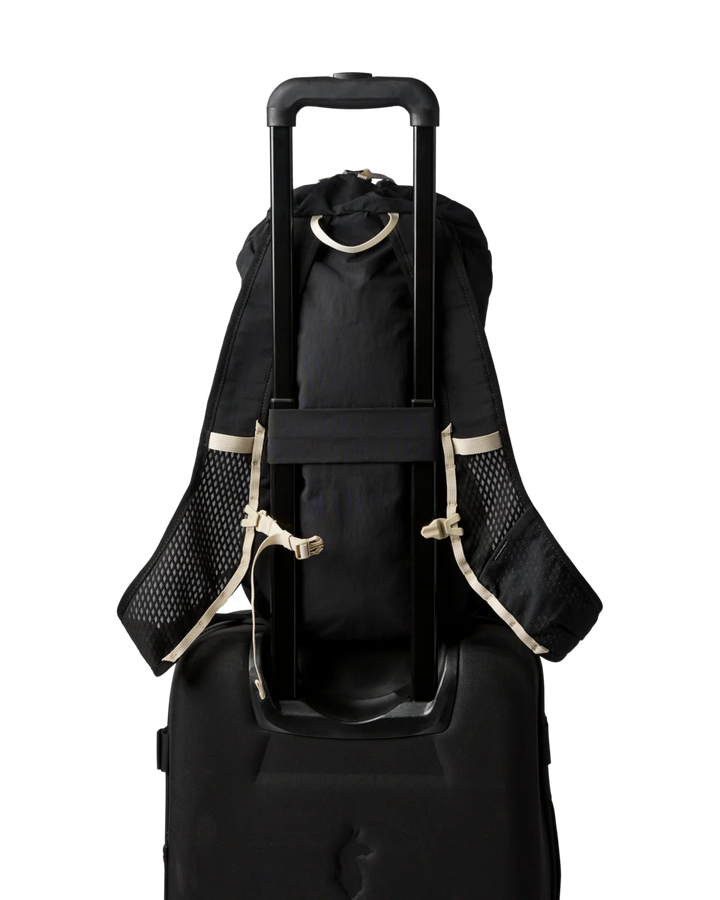 Empacable 16L Daypack - Cotopaxi Black thumbnail 2