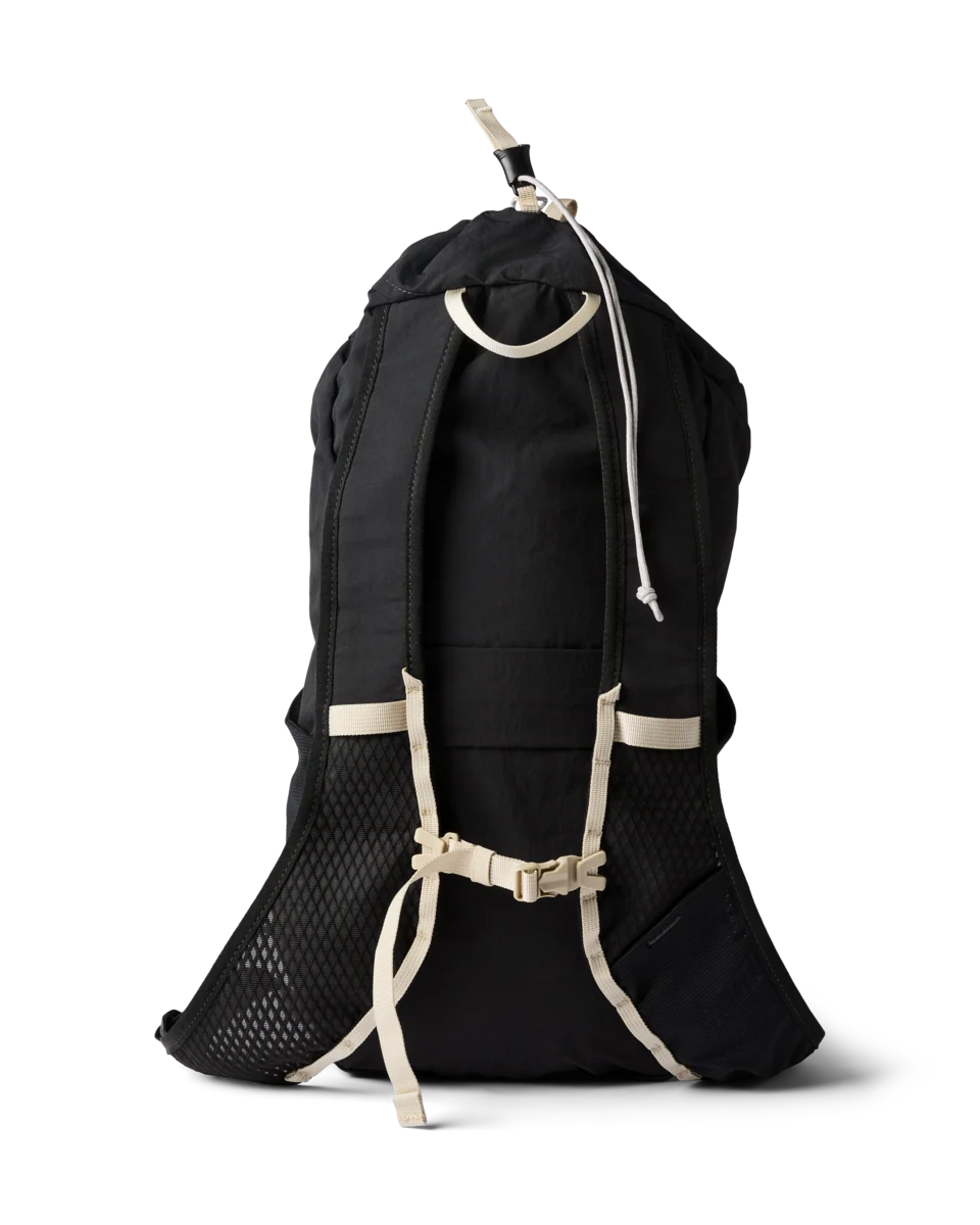 Empacable 16L Daypack - Cotopaxi Black 1