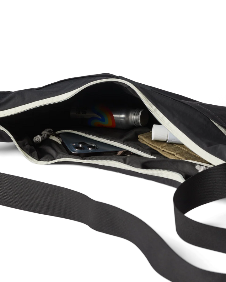 Empacable 6L Crescent Bag - Cotopaxi Black thumbnail 3