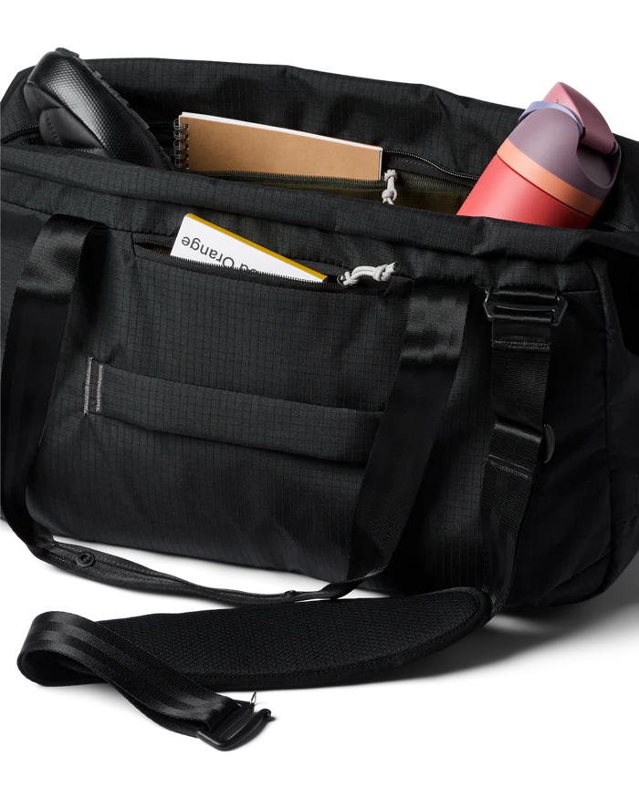Viaje 35L Travel Duffel - Cotopaxi Black 3