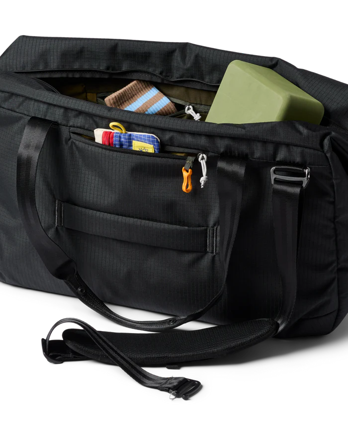 Viaje 45L Travel Duffel - Cotopaxi Black 4
