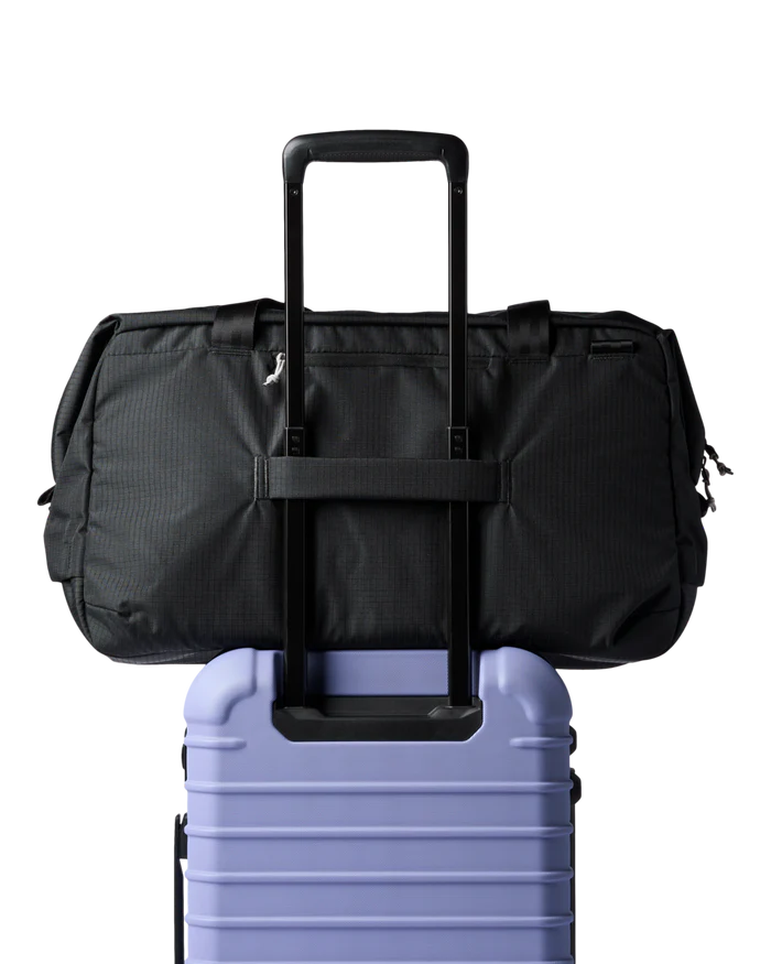 Viaje 45L Travel Duffel - Cotopaxi Black thumbnail 5