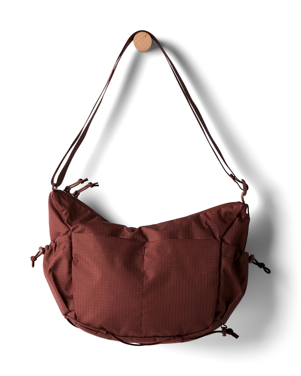 Viaje 9L Shoulder Bag - Sepia 1